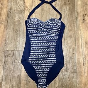 Merona Women’s swimsuit